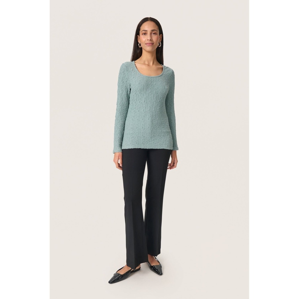 Soaked in Luxury SLDauphine Tee LS Silver Blue Textured‎ Scoop Neck Top MSRP $90